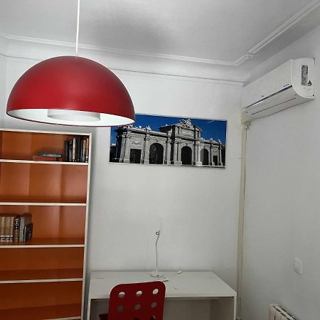 شقة Piso Confortable Y Centrico مدريد المظهر الخارجي الصورة