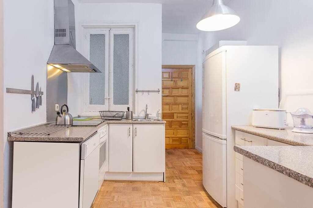 شقة Piso Confortable Y Centrico مدريد المظهر الخارجي الصورة