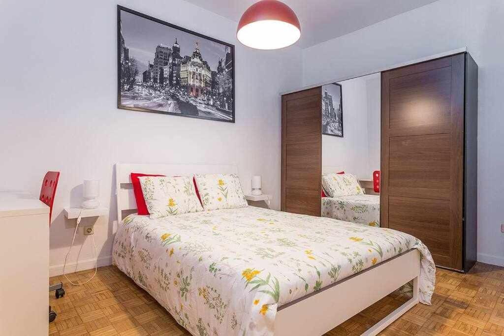شقة Piso Confortable Y Centrico مدريد المظهر الخارجي الصورة
