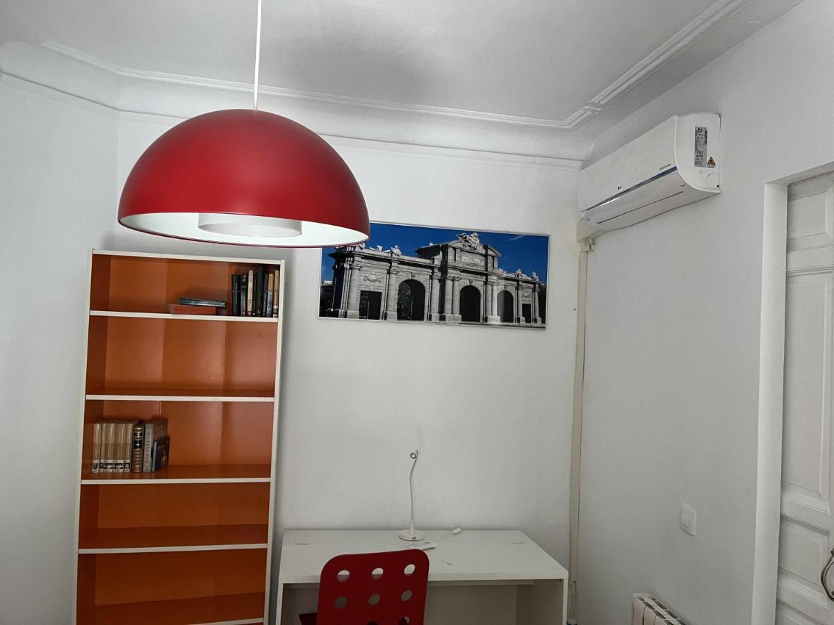 شقة Piso Confortable Y Centrico مدريد المظهر الخارجي الصورة
